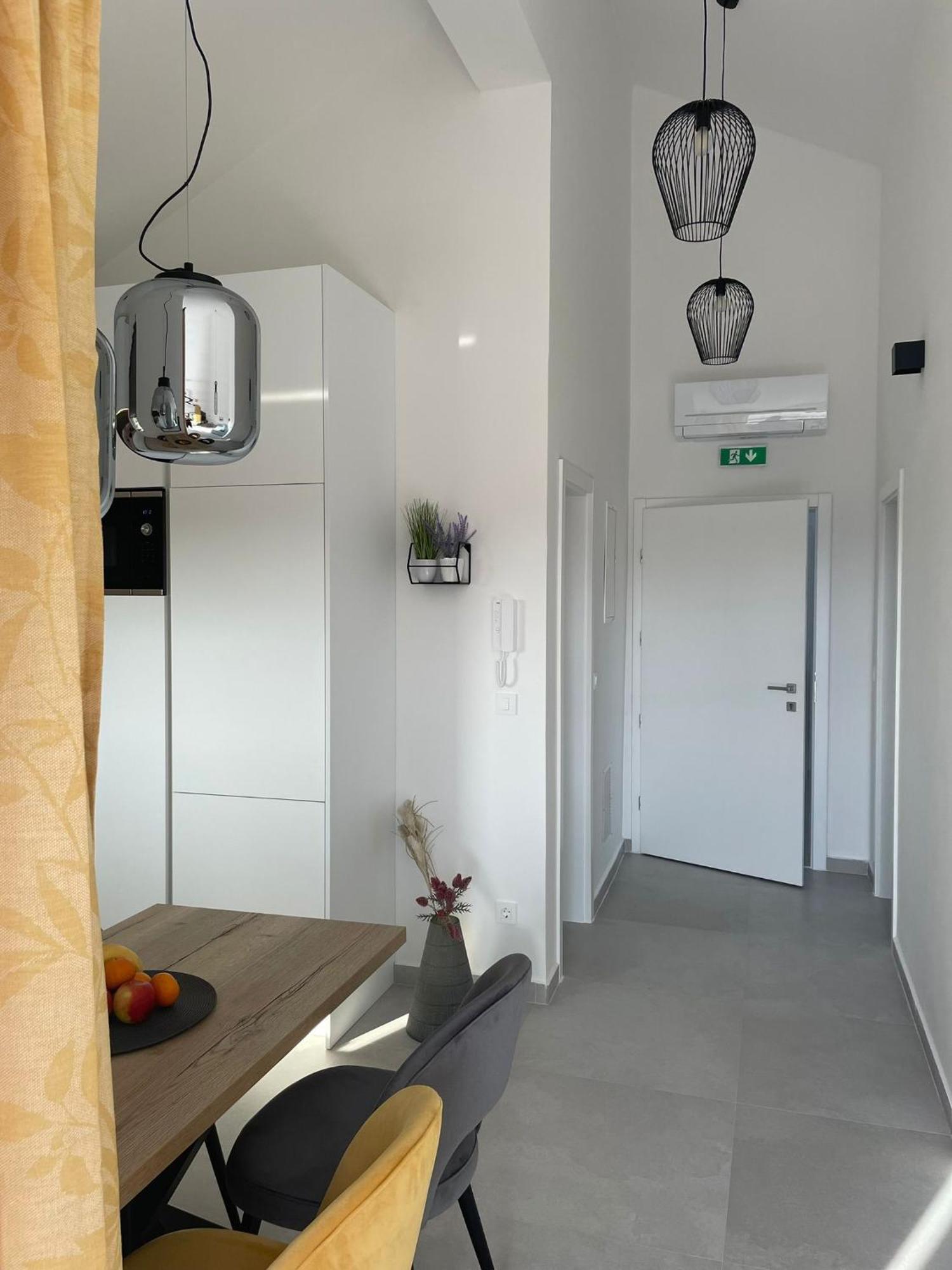 Rimac Apartments Novalja Ngoại thất bức ảnh