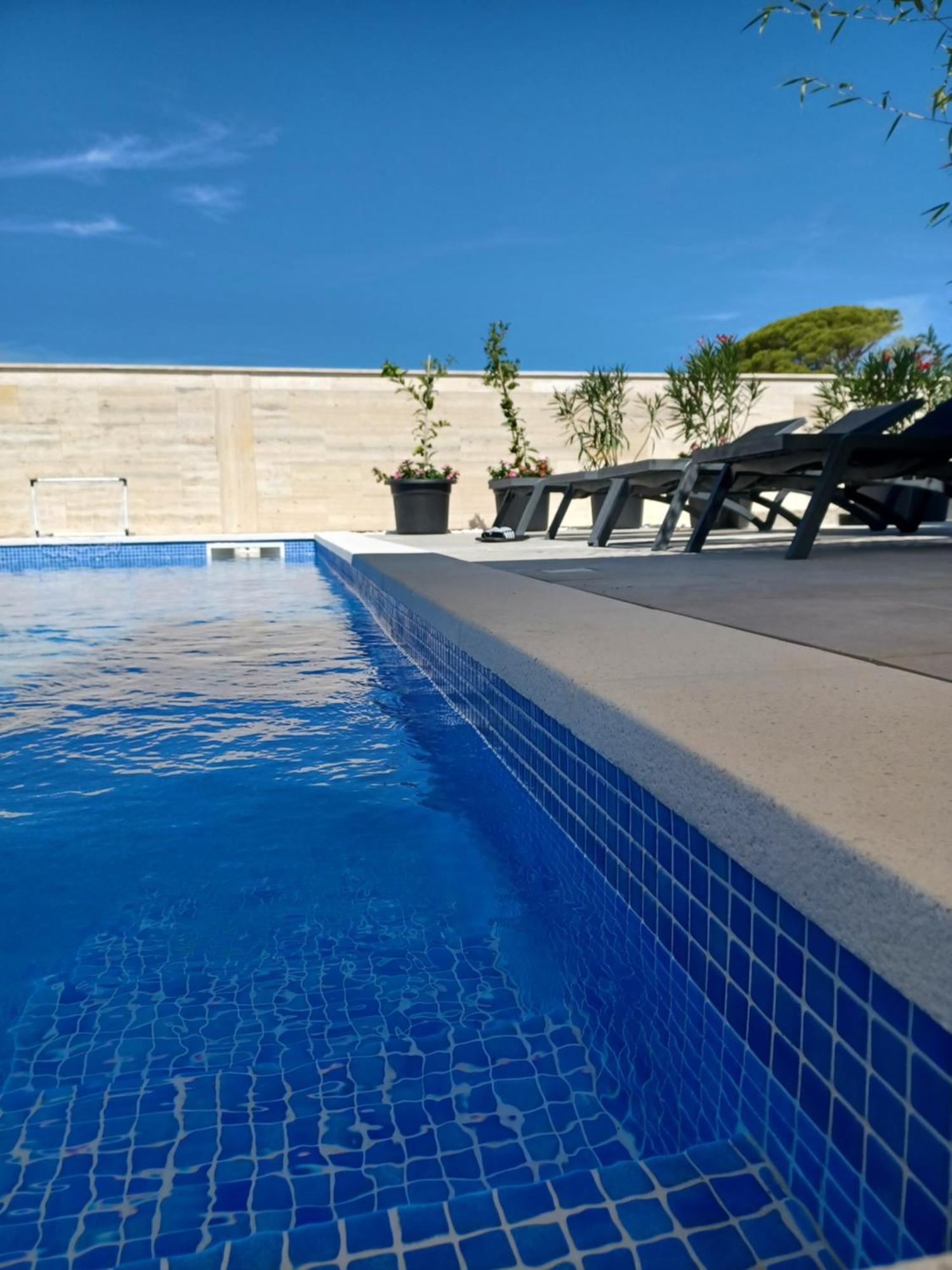 Rimac Apartments Novalja Ngoại thất bức ảnh
