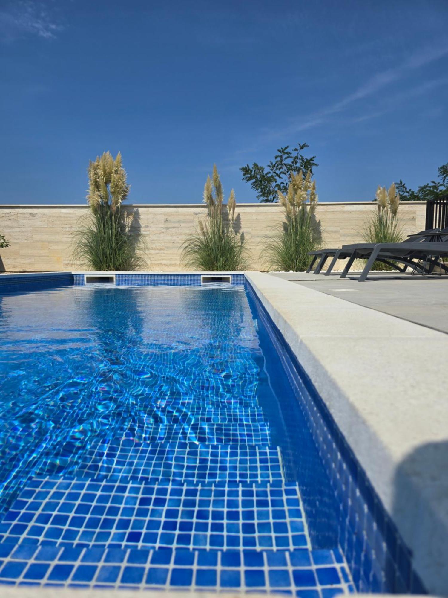 Rimac Apartments Novalja Ngoại thất bức ảnh